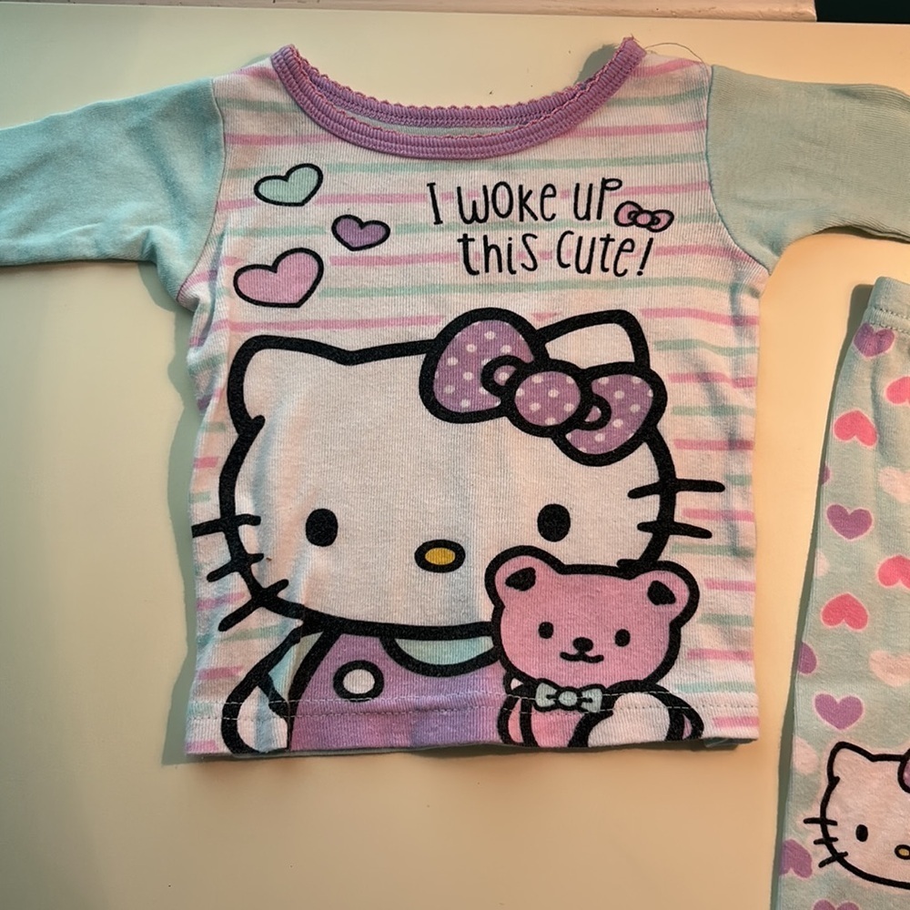 Hello Kitty matching Set - Picture 2 of 4